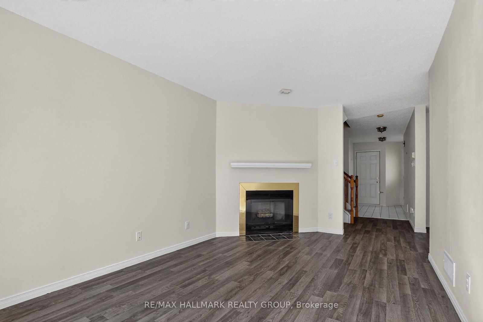 93 Banchory Crescent • Ottawa, ON photo 15