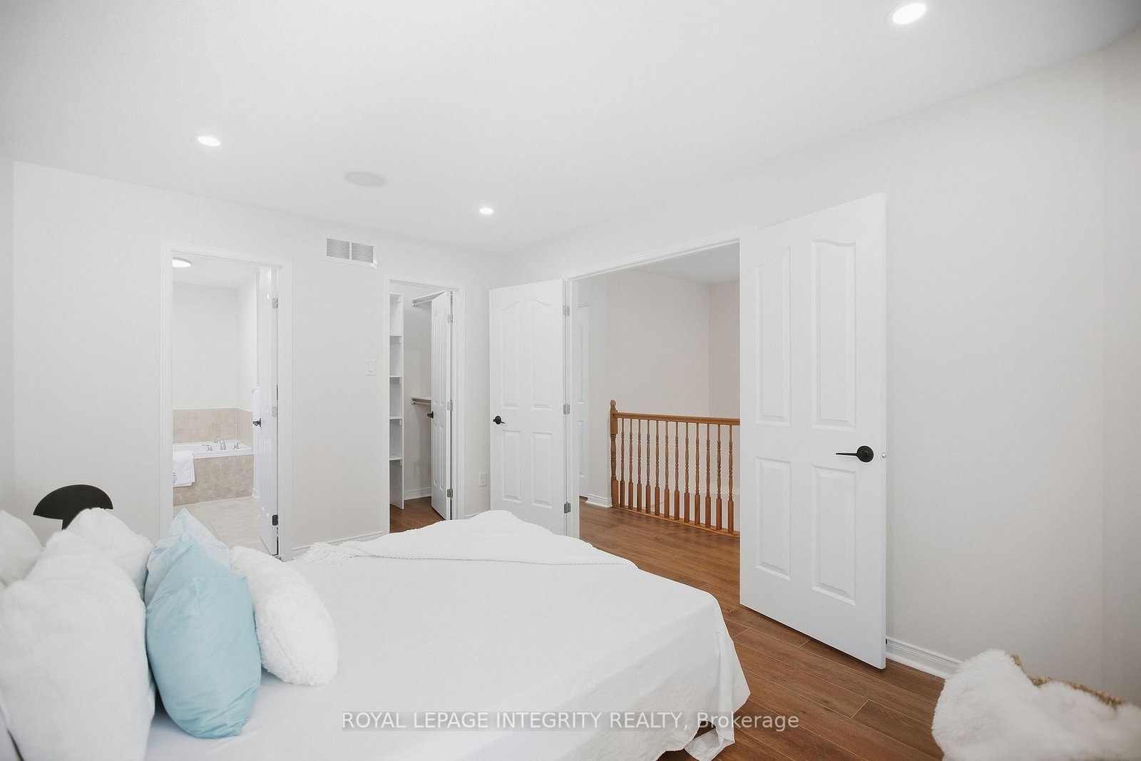 1079 Marconi Ave, Ottawa, view 16