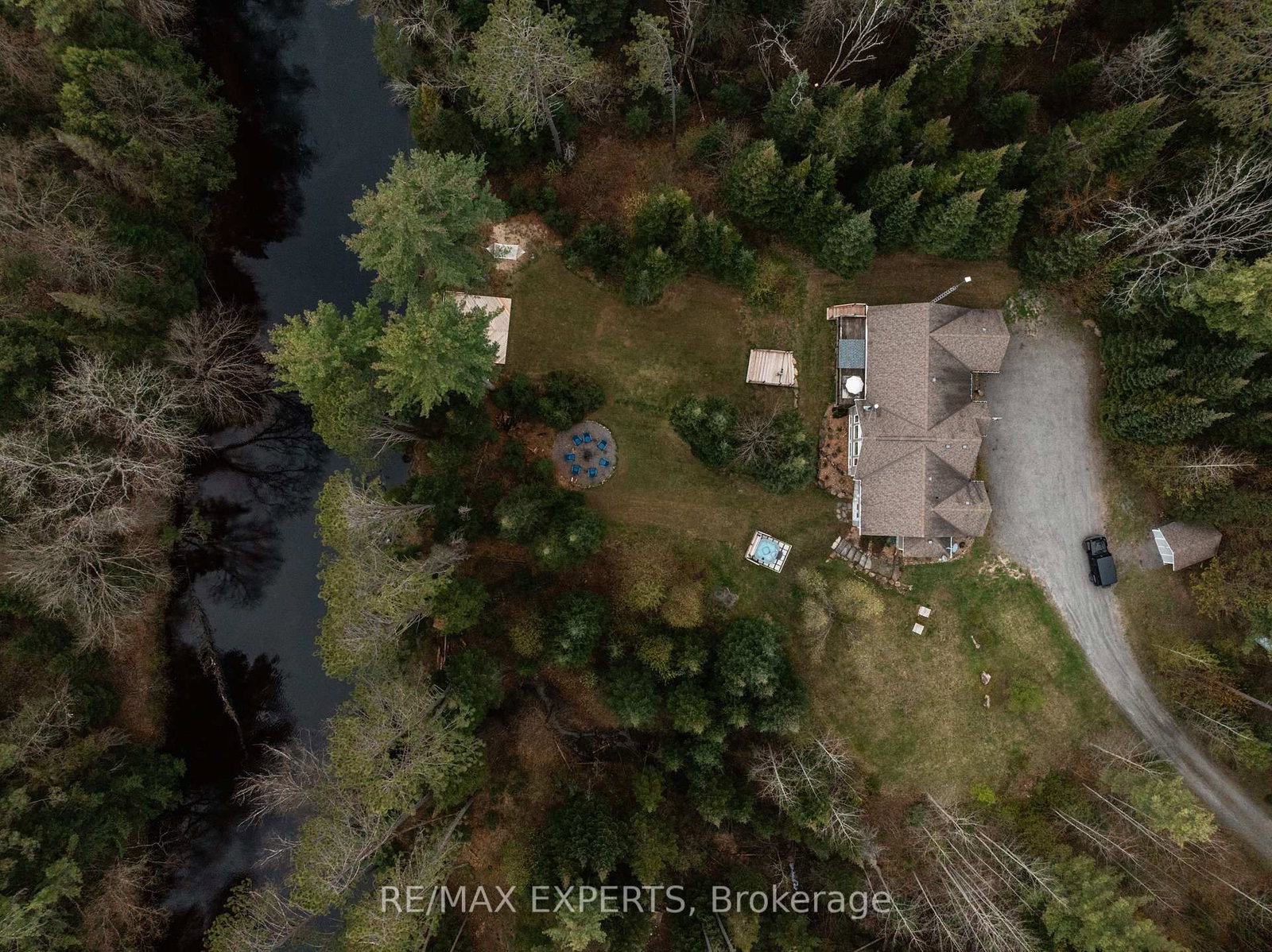 1216 Miriam Drive • Bracebridge, ON photo 3