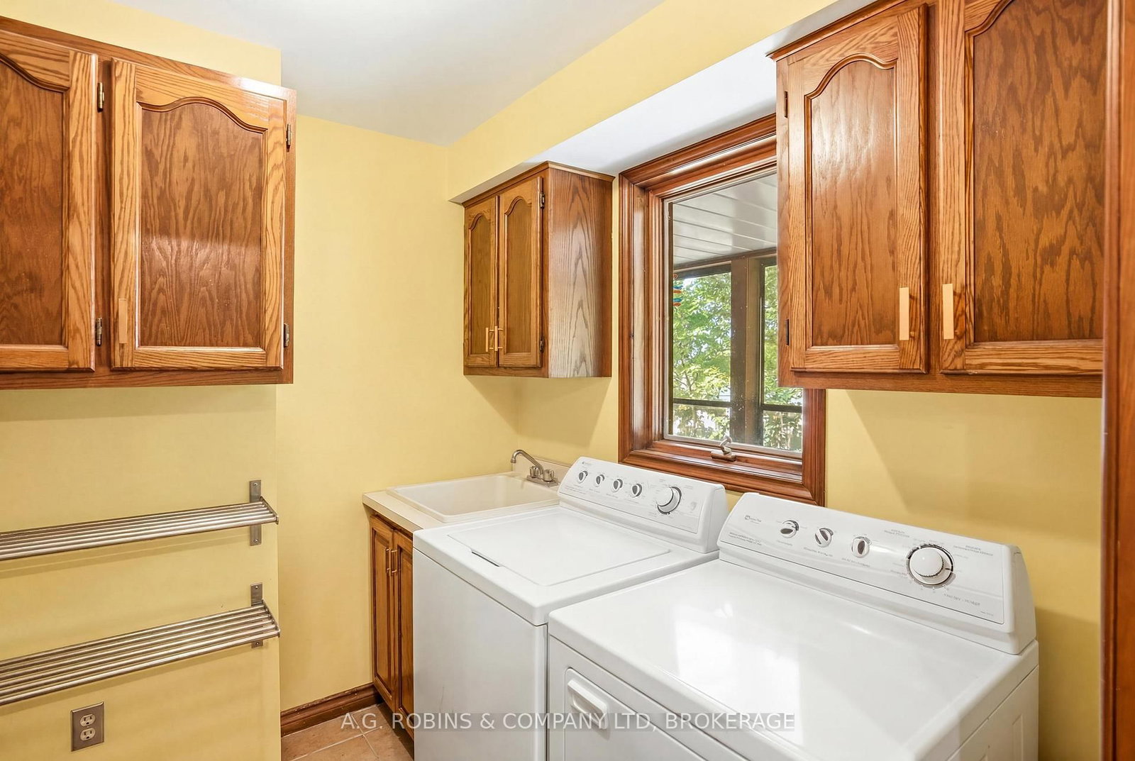 10599 Lakeshore Road • Wainfleet, ON photo 23