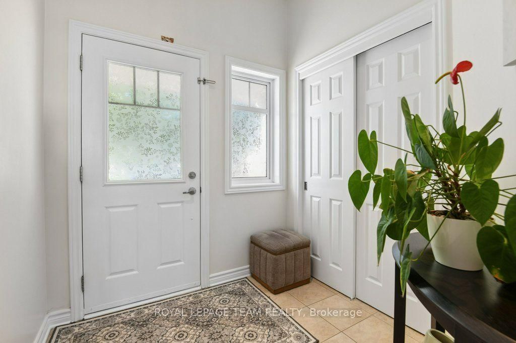 303 Balinroan Crescent 3
