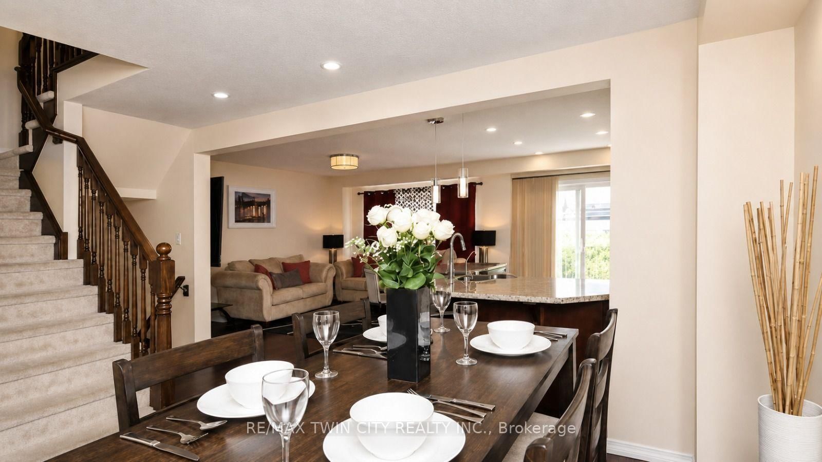Upper-78 Glenvista Dr, Kitchener, view 11