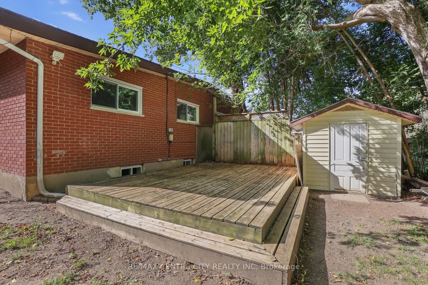 71 Cavendish Crescent • London North, ON photo 46