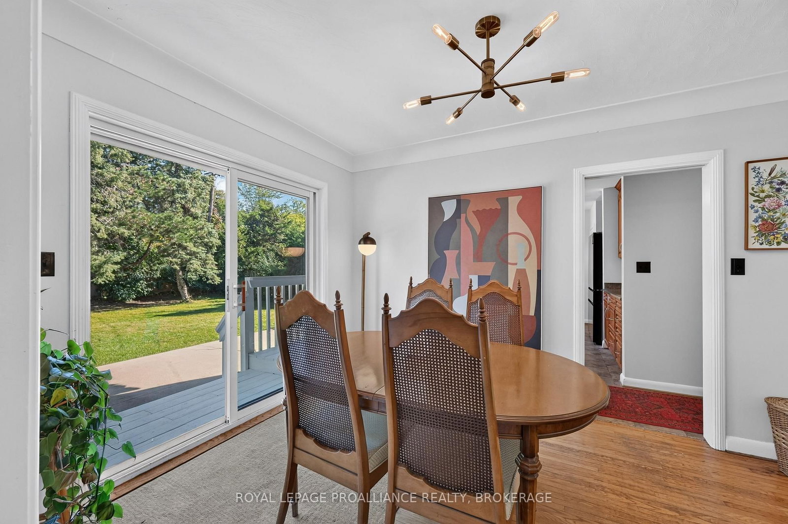 289 Avenue Road • Kingston, ON photo 10