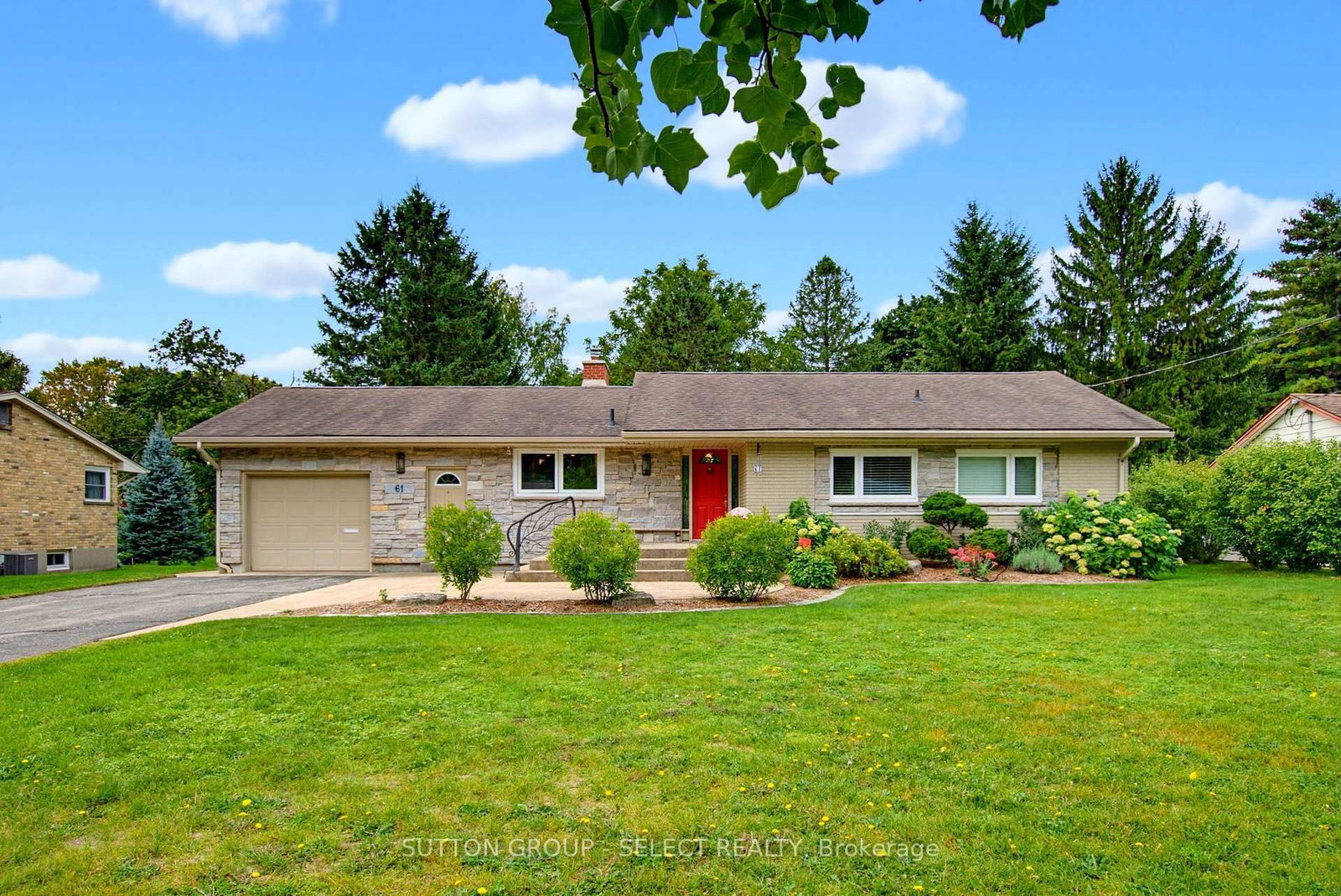 61 Daleview Crescent
