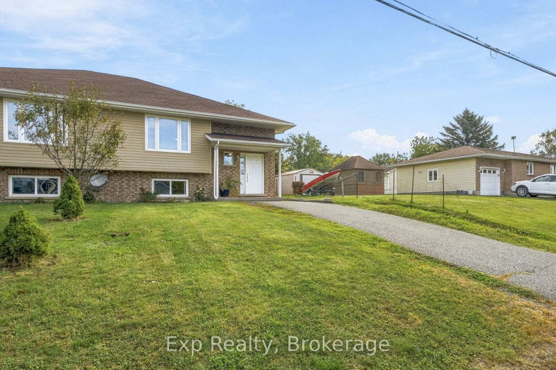 216 Brant Street