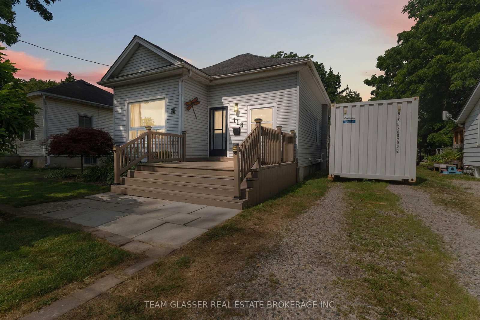 118 INKERMAN, St. Thomas, Ontario N5P 3G6