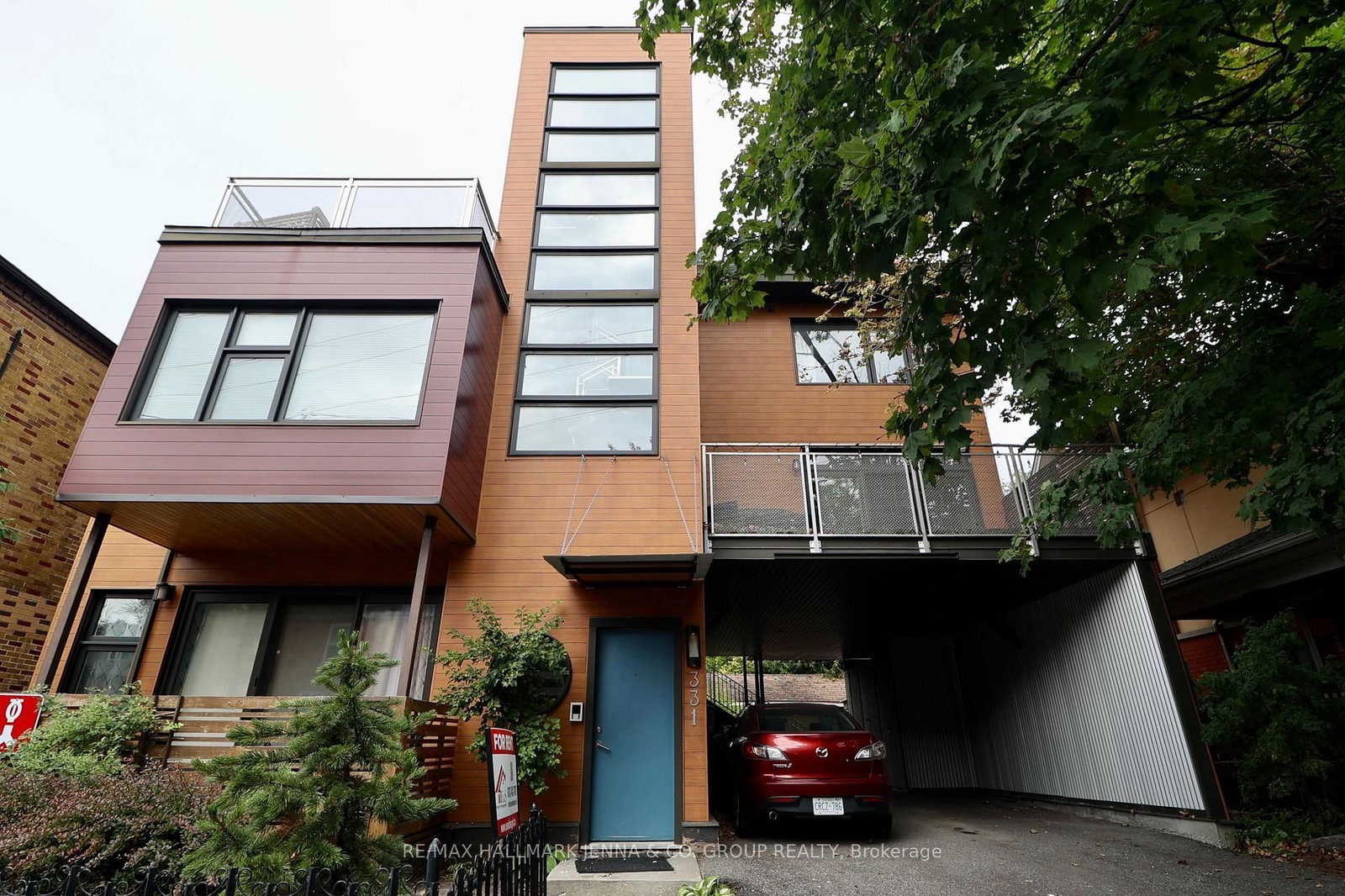 331 Osgoode, Ottawa, Ontario K1N 1H2