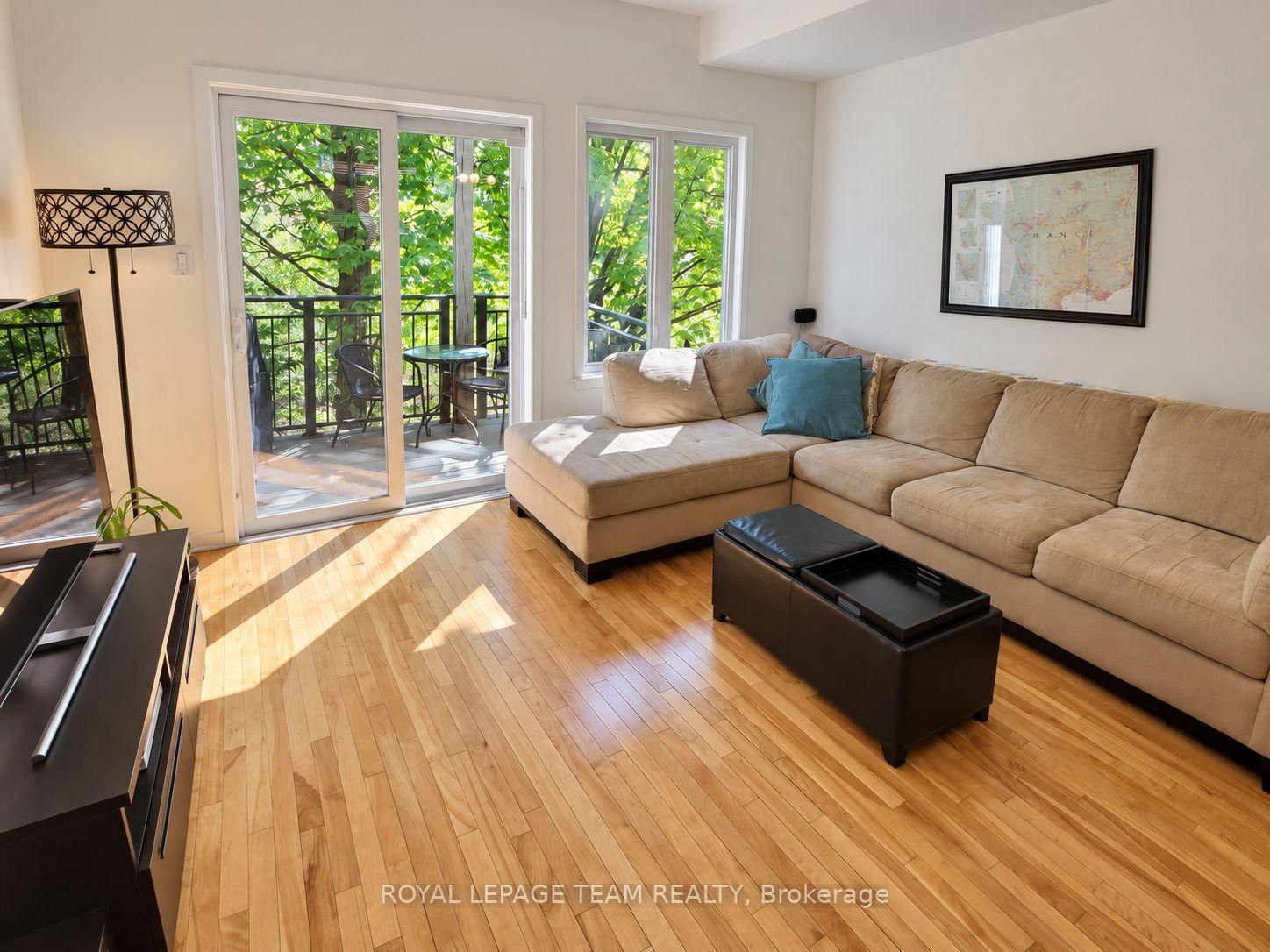 19-797 Montreal Rd, Ottawa, view 11
