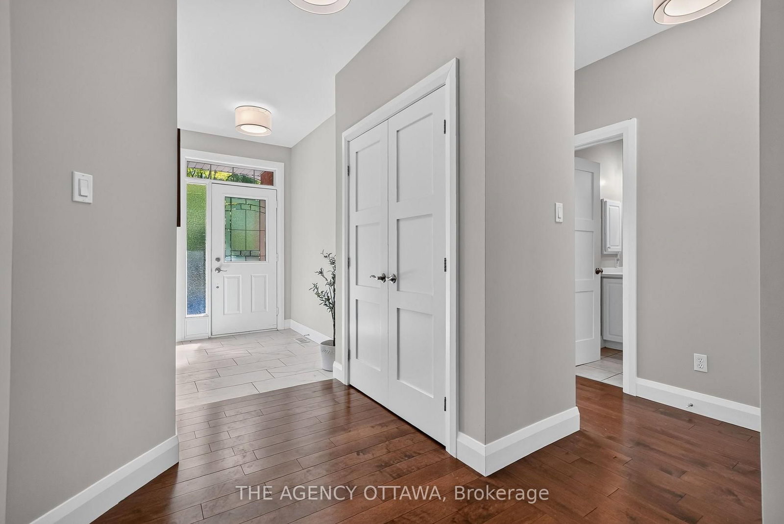 111 Bartlett Private • Ottawa, ON photo 6