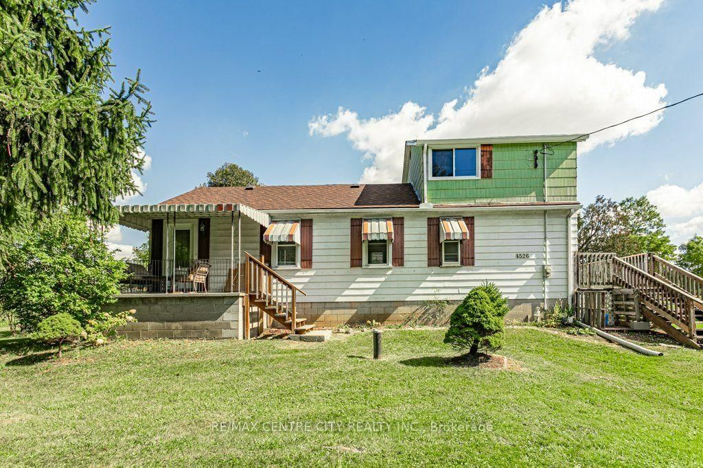 4526 Wonderland Road, London South