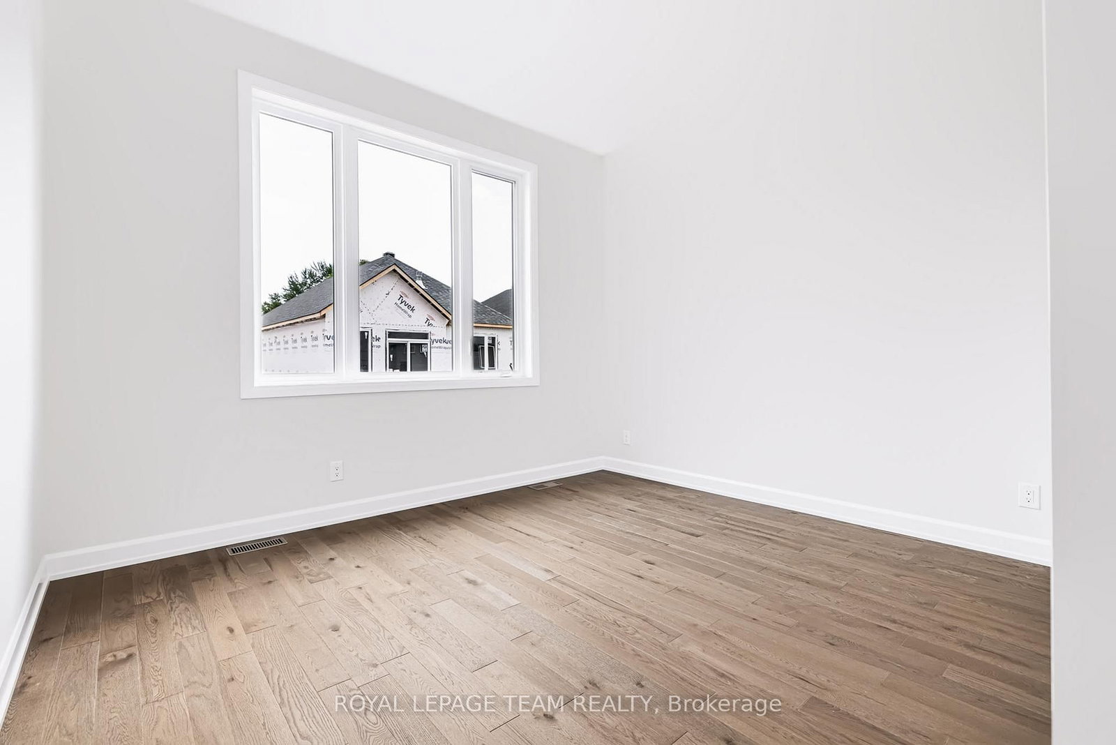 237 Hannam Bud Way • Ottawa, ON photo 15