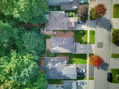 62 Potters Way • Woodstock, ON photo 5