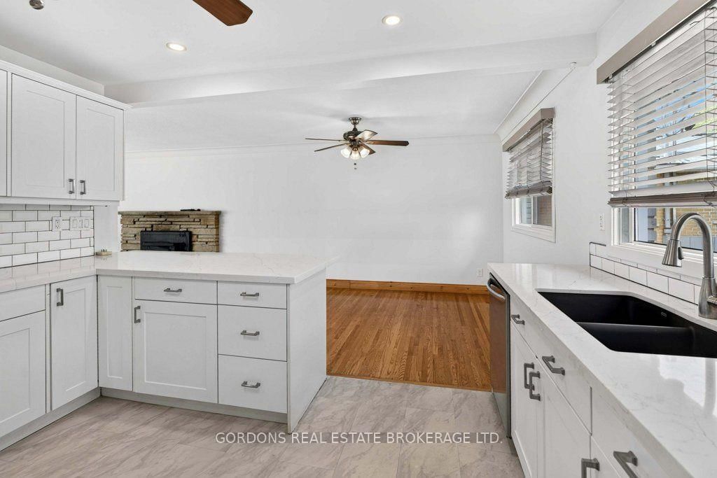 207 Robert Wallace Drive • Kingston, ON photo 27