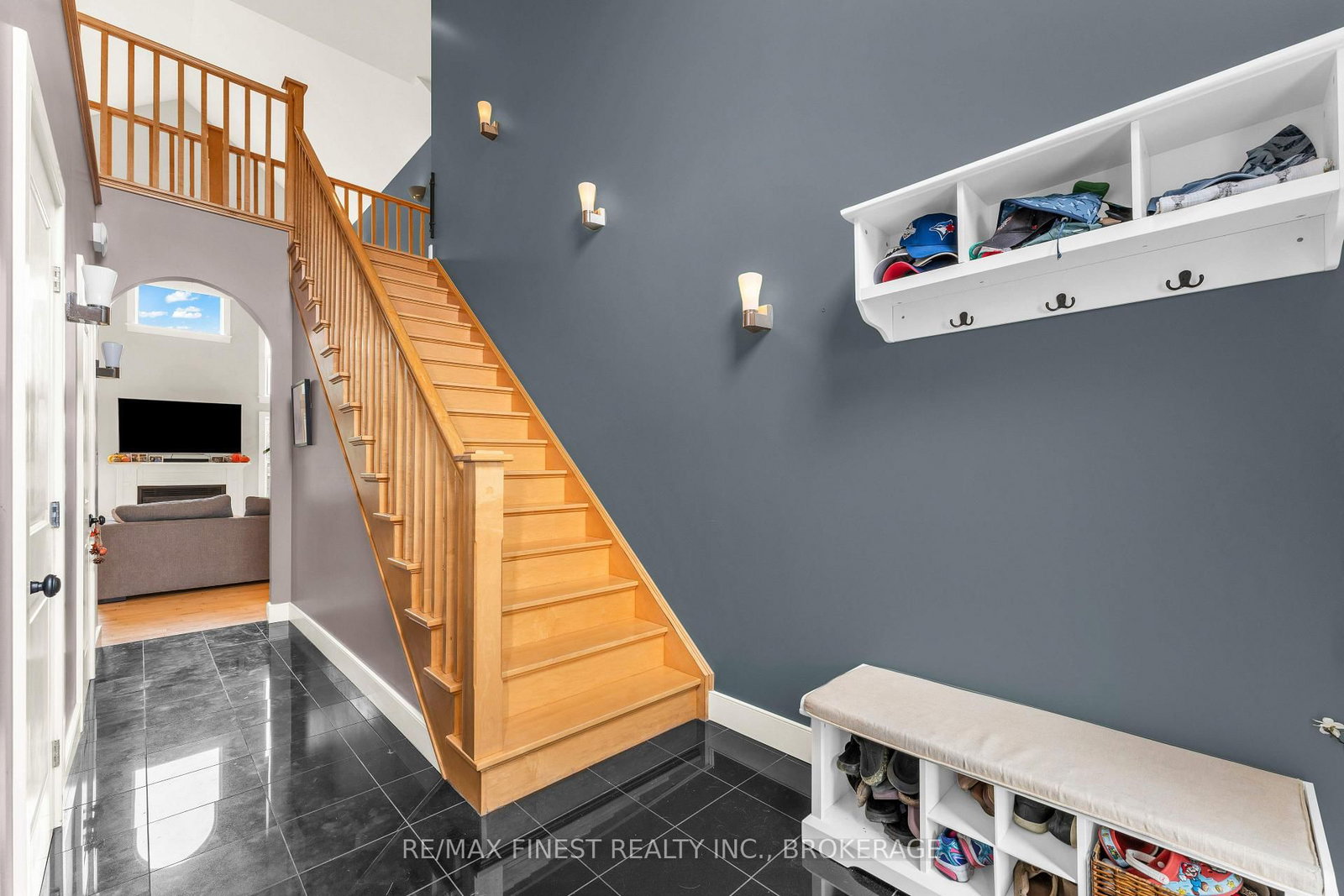 141 BENJAMIN Court • Loyalist, ON photo 6
