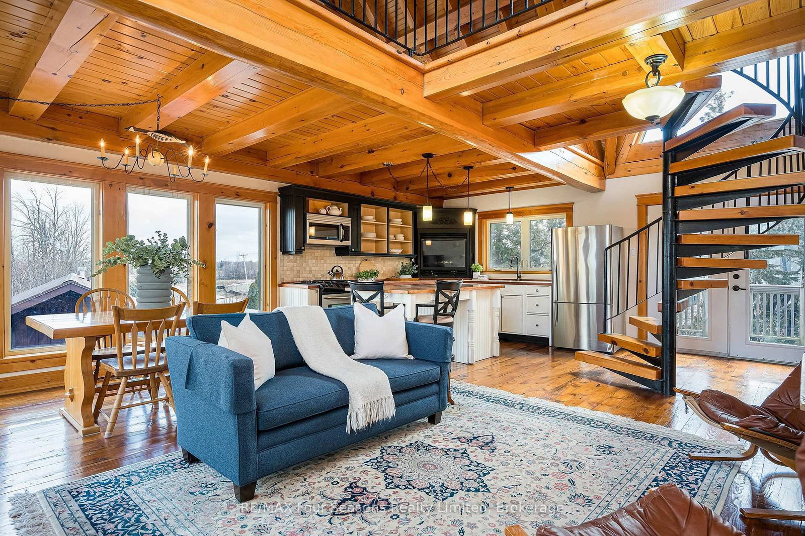 147 Lakeshore Road E • Blue Mountains, ON photo 19