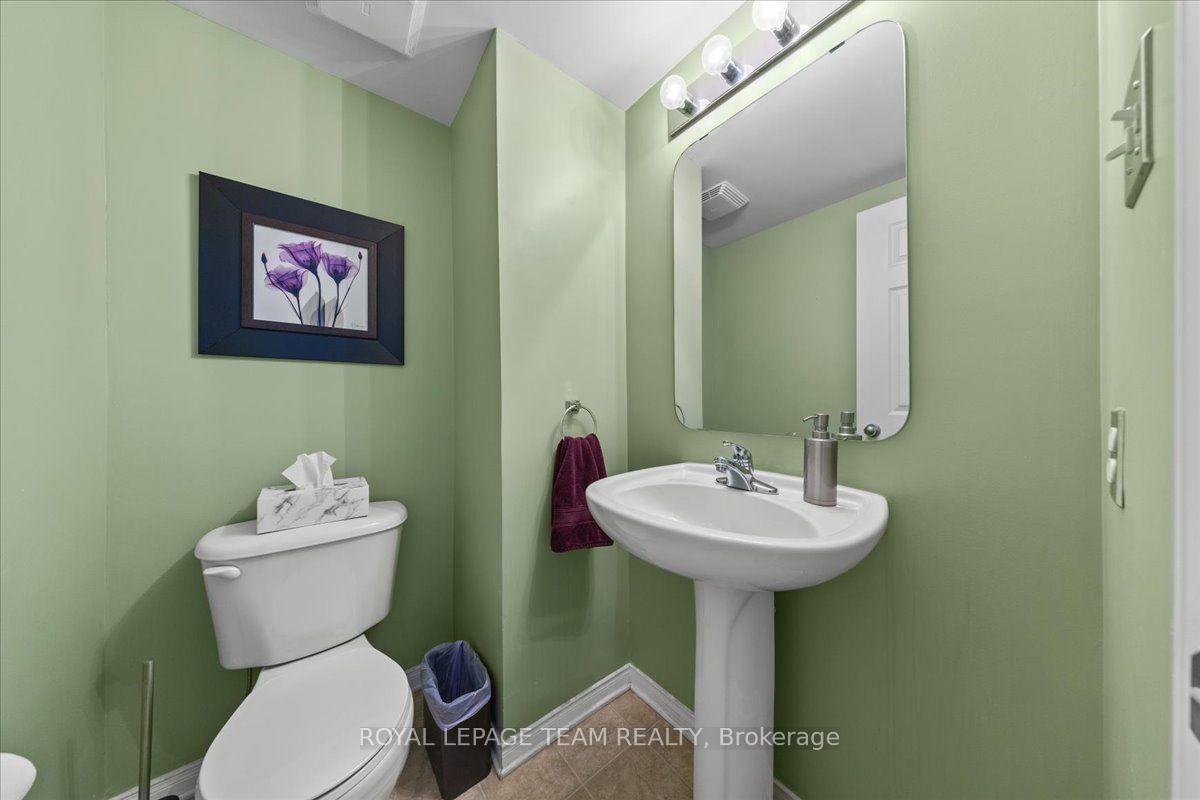 100 Bonfield Private, Ottawa, view 11