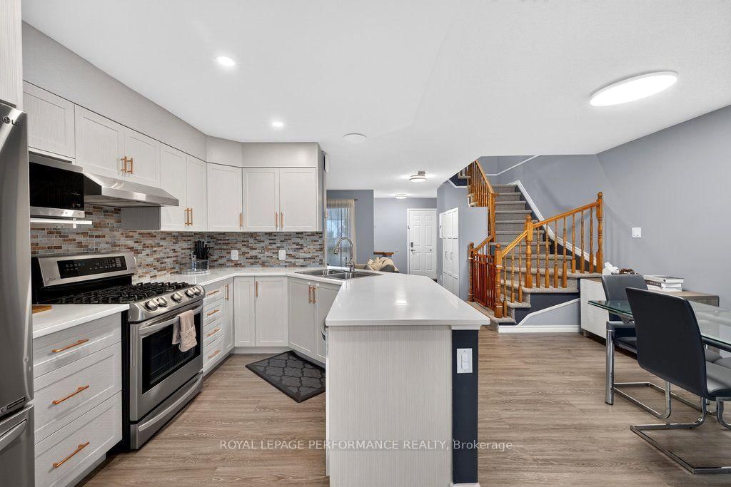 823 Nesting Way • Orleans, ON photo 16