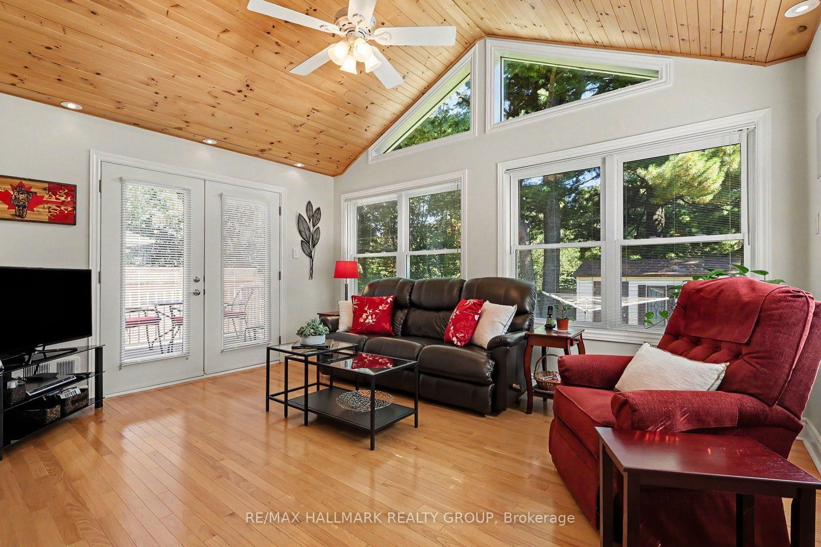 183 Martin Avenue • Ottawa, ON photo 14