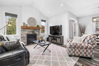 861 Jack Dalgity Street • Almonte, ON photo 8