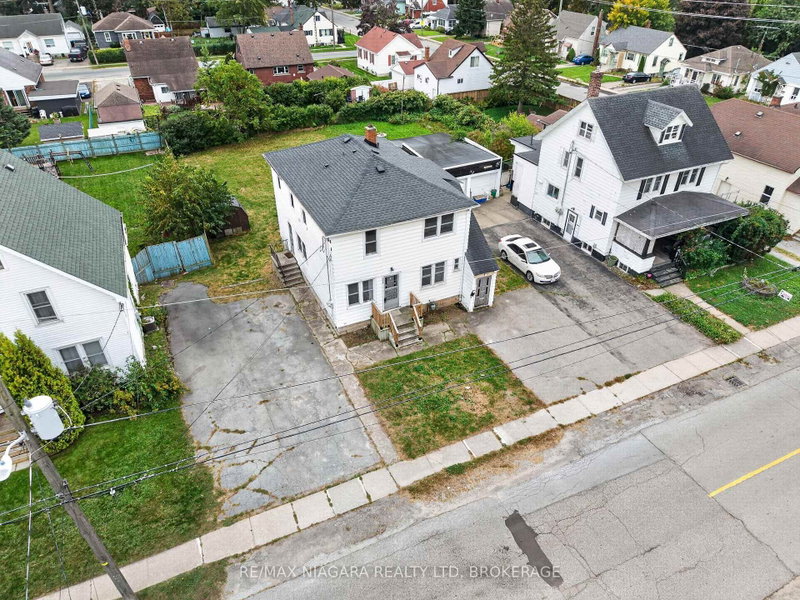 6520 Barker St photo 4