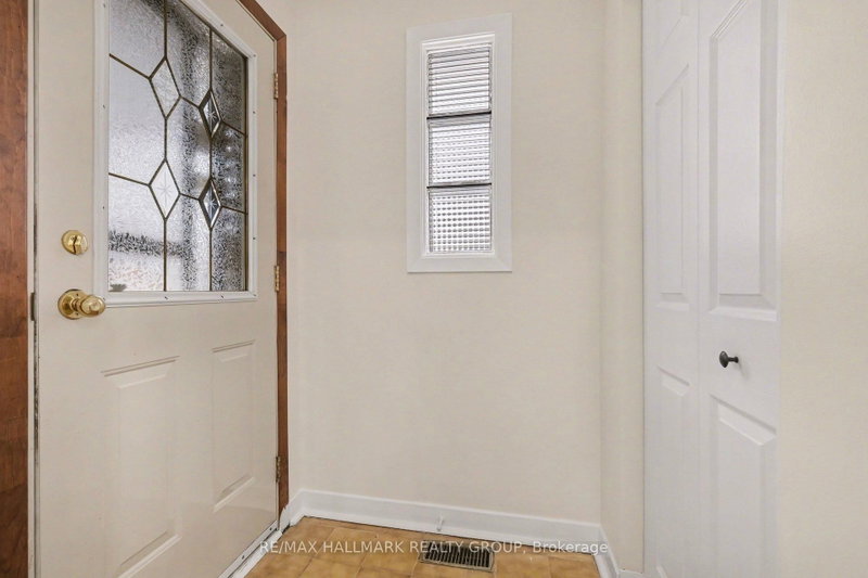 1299 Evans Blvd photo 5