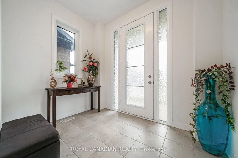 87 Soules Sq photo 5