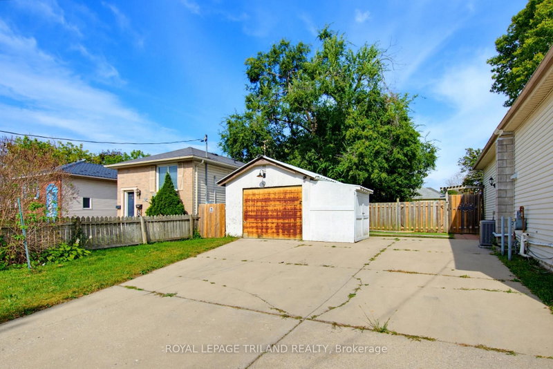 70 Homan St photo 4