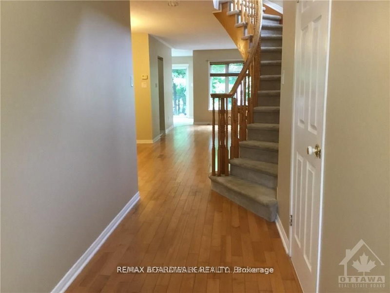 112 GATESPARK PRIVATE Private E photo 4