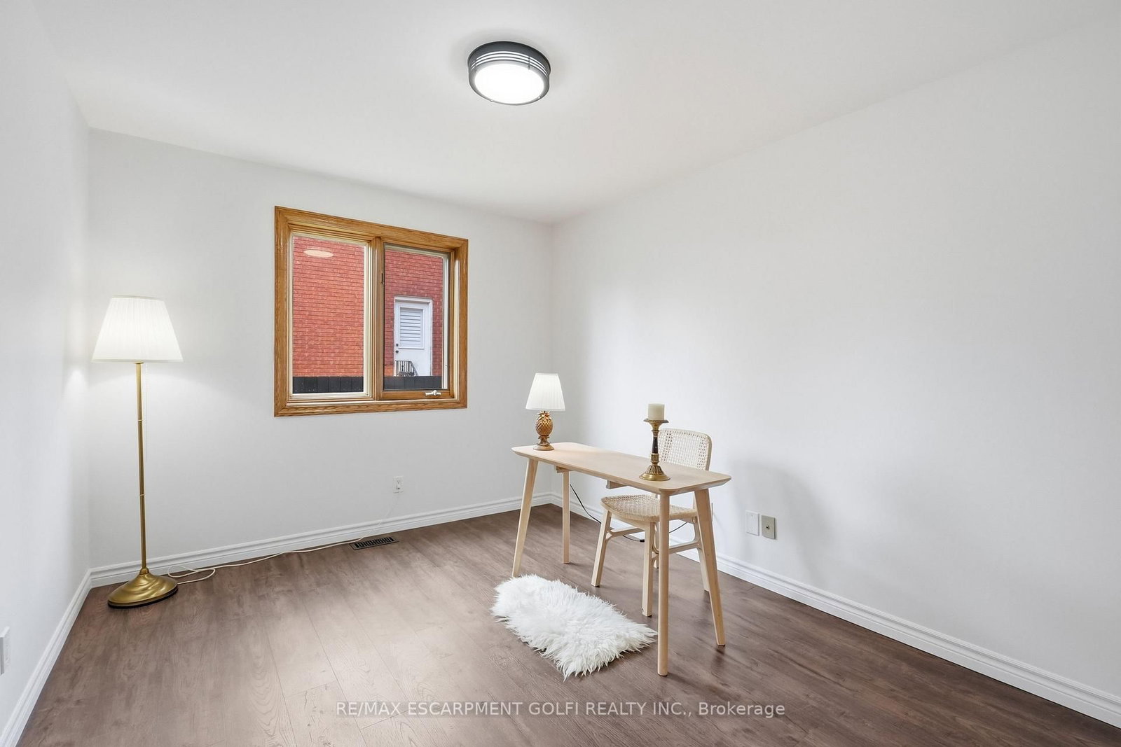 42 Fox Run • Brantford, ON photo 10