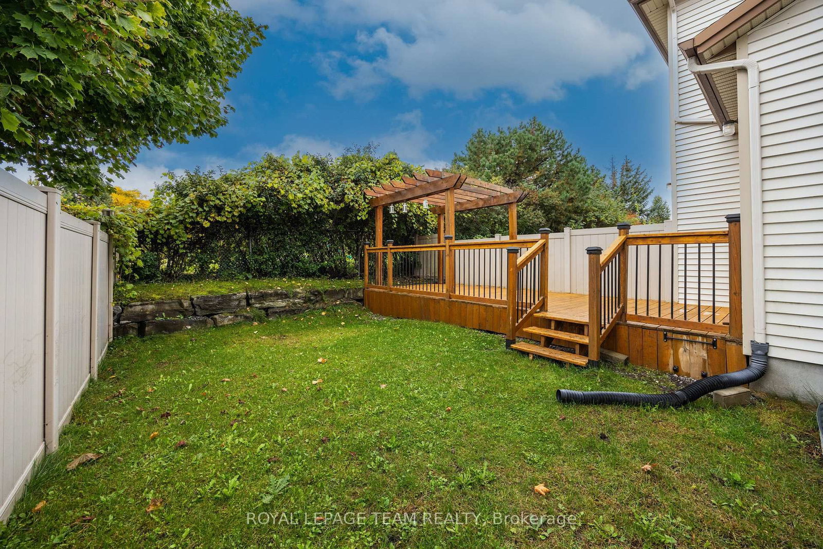 122 Highbury Park Dr, Ottawa, view 47