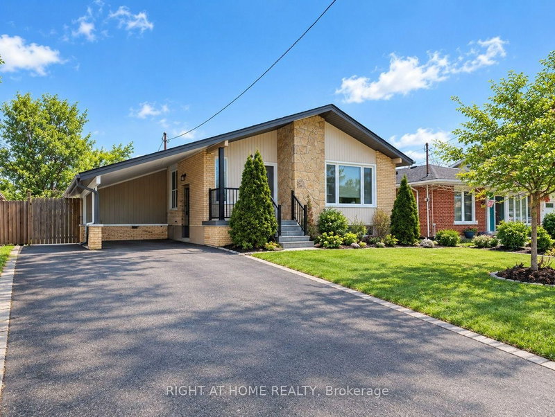 30 San Remo Dr photo 1