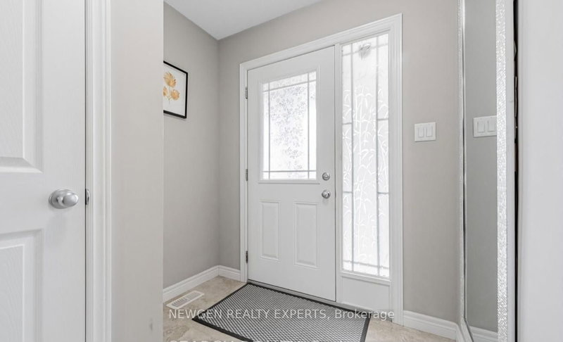 111 JOHN BRABSON Cres photo 5