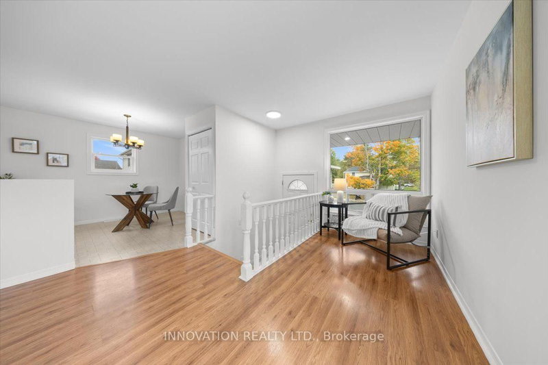 93 Park Ave photo 4