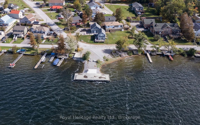 48 Sliverbirch St photo 5