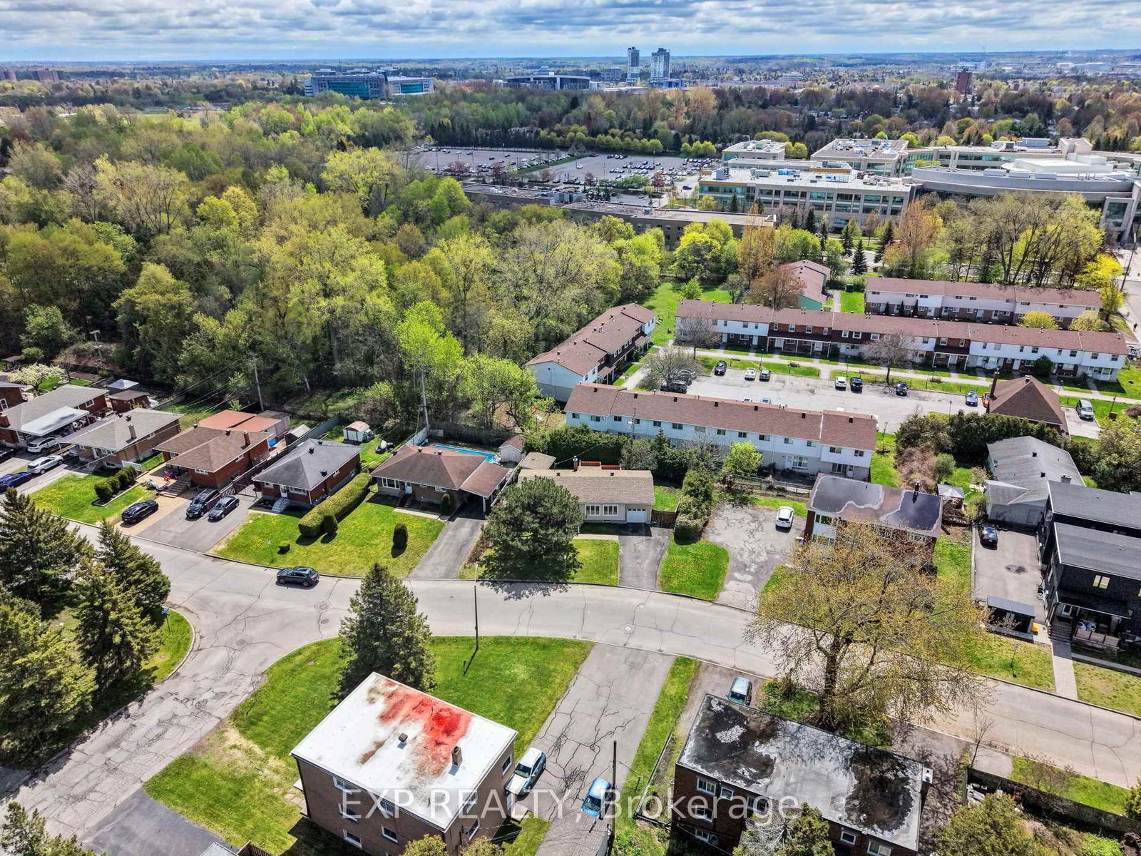 888 CHARLESWOOD Ave, Ottawa, view 50