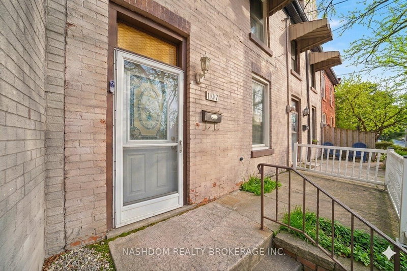 1 - 107 Queen Street S