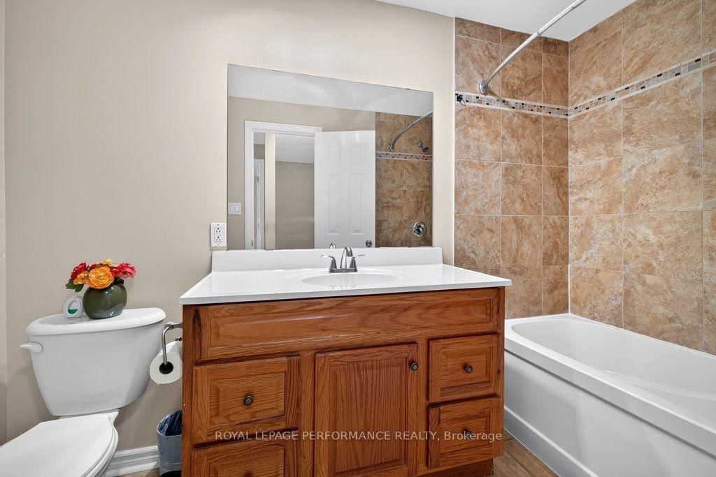2258 Russell Rd, Ottawa, view 32