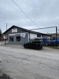 4355 Kennisis Lake Rd photo 2