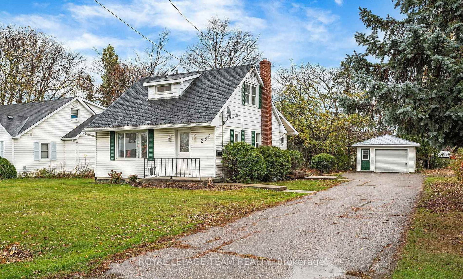 266 Daniel, Arnprior, Ontario K7S 2M2