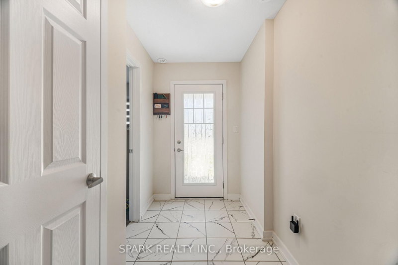 226 Melody Lane photo 5