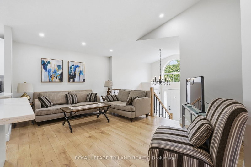 74 Kennedy Pl photo 5