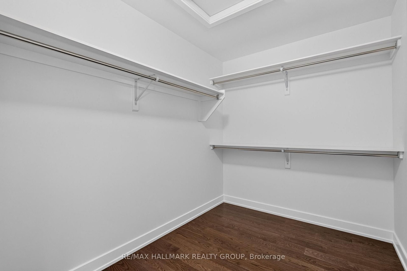 1033 Hydrangea Avenue • Manotick, ON photo 31