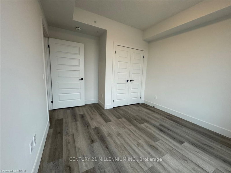107 Roger St photo 5