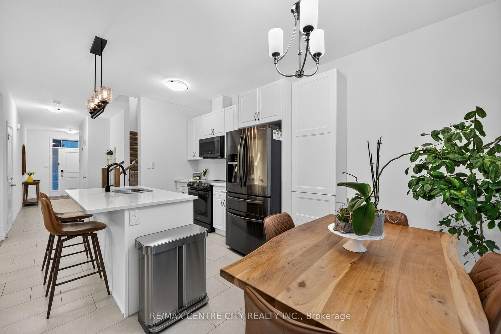 1740 Finley Crescent • London North, ON photo 19
