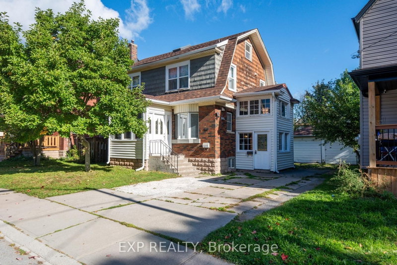 4613 Ryerson Crescent