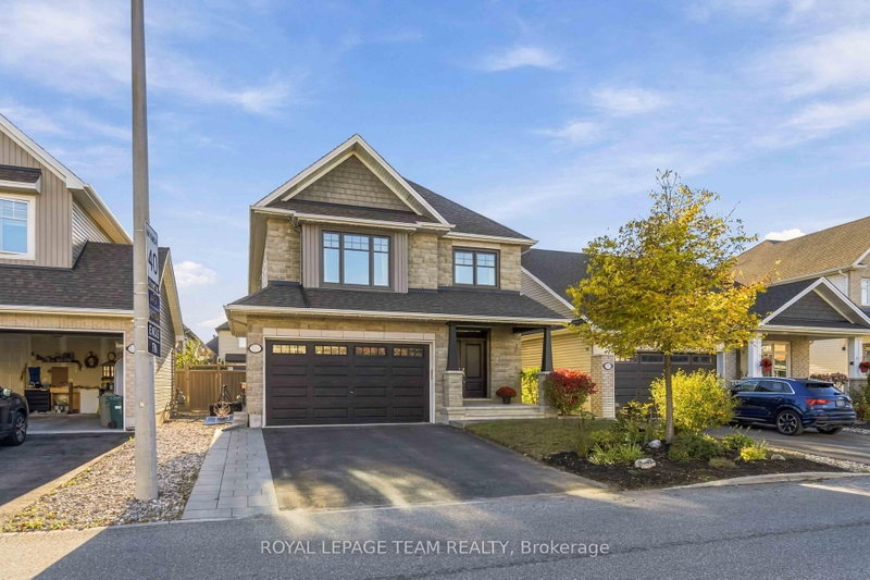 578 Rockrose Way photo 2