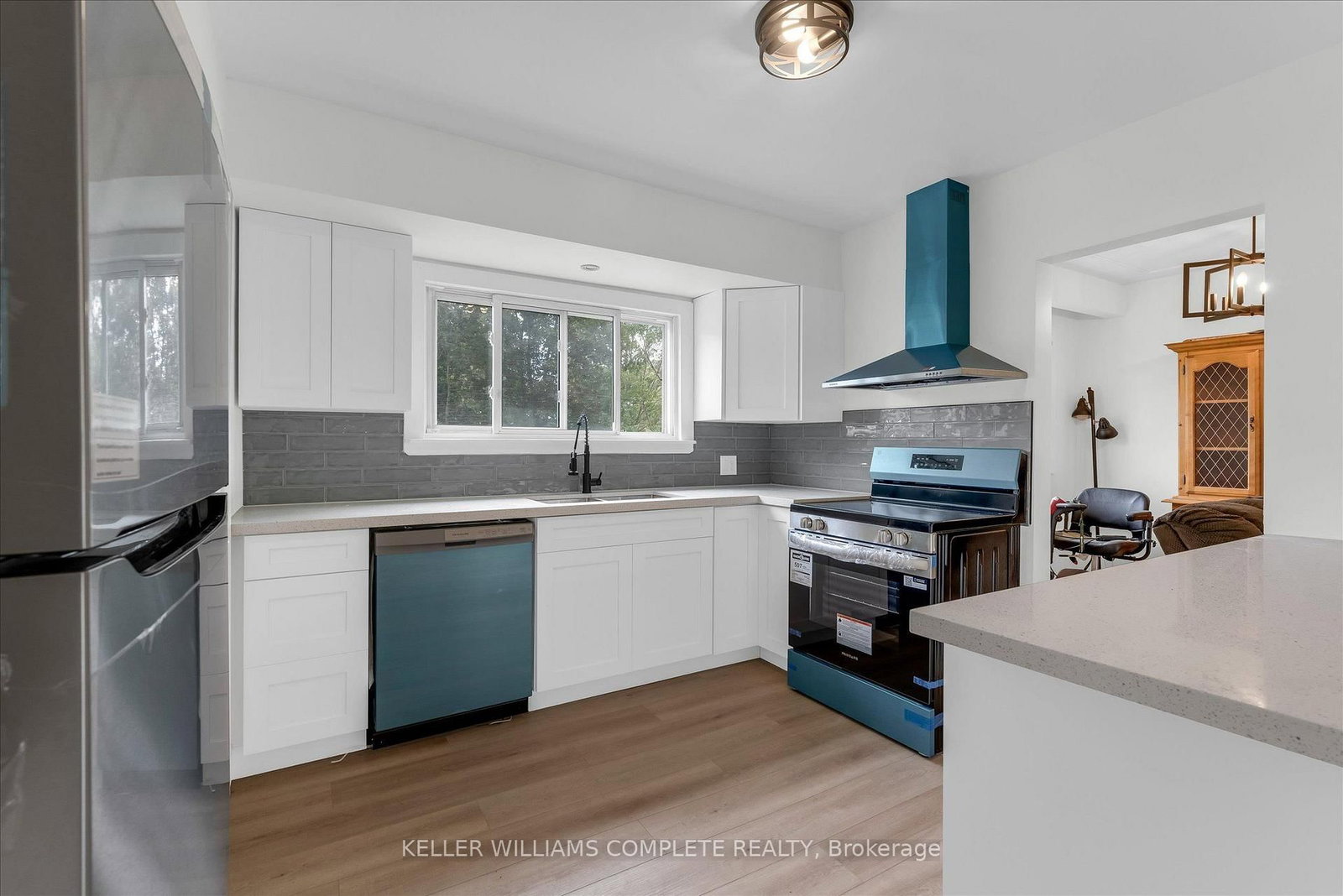 Detached House for sale at 222 Bel Air Avenue, Hamilton, Ontario, L8E 5K2 - Winona - MLS: X13867582
