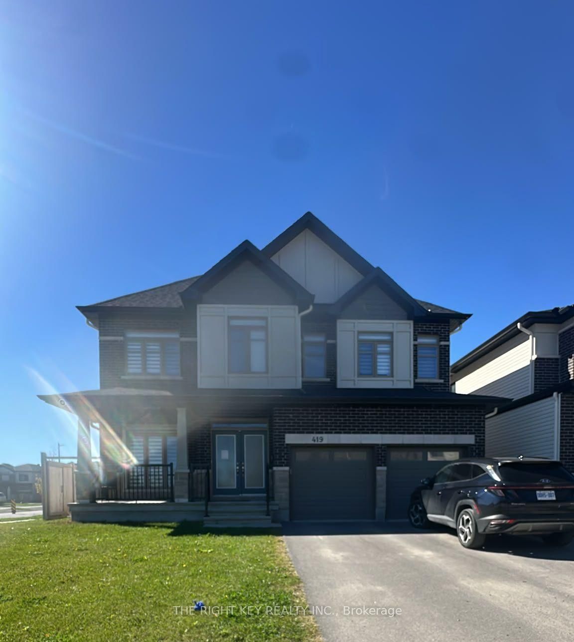 419 Shuttleworth dr, Ottawa, Ontario K1T 0V4