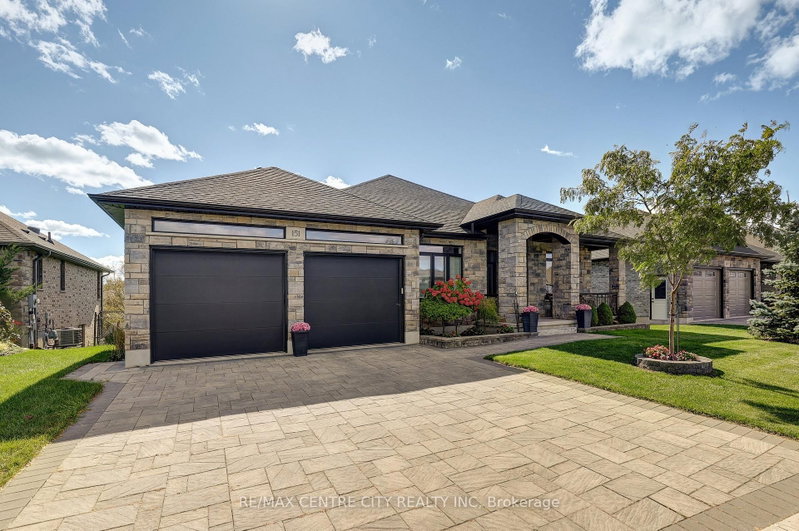 151 Robin Ridge Dr photo 3